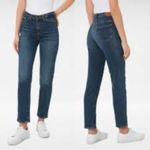 Outland Denim NWT High Rise Slim Tapered Jeans in Dakota Wash Size 24 Blue Photo 2