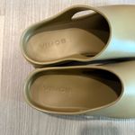 Vince  Unisex Geo Mule Slip-On Comfort Clogs in Cypress Women’s 11 Men’s 9 Photo 2