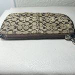 Coach Signature Canvas Wristlet Clutch Brown Tan Monogram Logo Small Pouch 6x4 Photo 4