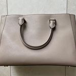 Michael Kors Kellen Taupe Gray Shoulder Bag Gold Hardware EUC. Photo 1