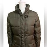 Tommy Hilfiger Olive-green Puffer Jacket. Size
Small. Excellent used condition! Photo 0