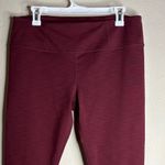 Manduka  essential Burgundy Leggings size Extra Large 27” Photo 3