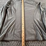 The North Face Women's TKA 100 Glacier Fleece Gray ¼ Zip Pullover M Lightweight Photo 9