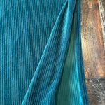 Free People  green ribbed pencil skirt small slit up side. So M great conditionn Photo 3