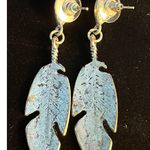Feather Dangle Earrings Silver Tone Faux Turquoise Western Rodeo Cowgirl Photo 3