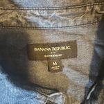 Banana Republic  Boyfriend Fit Shirt Womens Medium Blue Long Sleeve Ruffled Cuffs Photo 1