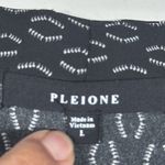 Pleione  Black White Anthropology Short Sleeve Blouse Size Large EUC #2535 Photo 4