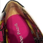 Dirty Laundry  black and white slip on shoes size 7.5 Photo 4