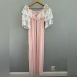 Vintage Miss Elaine Nightgown and Robe Set Size Small Tiered Lace Ruffles 1960's White Photo 9