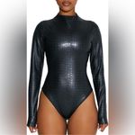 Naked Wardrobe Crocodile Collection Faux Leather Long Sleeve Bodysuit Green XS Photo 2