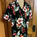 Vtg 90s floral n parrots Hawaiian Shirt Size XL Photo 5