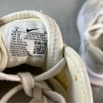 Nike  Reposto White Running Shoes Athletic Sneakers womens size8.          ordrA6 Photo 1