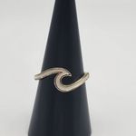 Pura Vida Gold Tone & White Enamel Wave Ring (8) Gold Photo 1