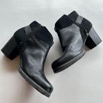 Clarks Women's Pause Cheer Black Leather Suede Full Zip Ankle Boot Size 9.5M Photo 5