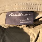 Eddie Bauer  Ladies' 4” Summer Trail Stretch Beige Cargo Shorts 4 Photo 8