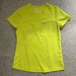 FIGS  women’s Catarina scrub top Photo 0