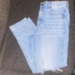 American Eagle ✨ AE Destroyed Mom Jeans✨ Photo 4