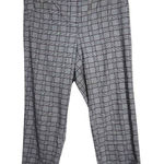 Soho Apparel  Gray Plaid Pull-on Pants Size 1X Plus Size Plaid Cropped Pants Photo 0