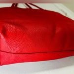 BCBGMAXAZRIA BCBG LARGE SHOULDER TOTE PEBBLED RED WITH SMALL BAG CHARMS 18" x 12" x 4" Photo 4