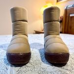 Madewell The Toasty Puffer Water Resistant Cozy Boot in Olive Surplus Sz 6💛 Photo 12