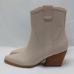 Dolce Vita Kirby Chunky Heel Ankle Boot Women's 6 Beige Western Shoes Cowgirl Photo 0