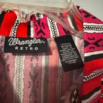 Wrangler  Retro NWT Women’s pink/red tribal Button Down Shirt in size medium Photo 4
