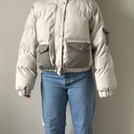 Cream & Green Puffer Jacket Gray Size M Photo 0