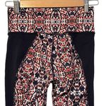 Athleta  Salutation Chatarunga Colorblock Cropped Capri Legging XS #227943-01‎ Photo 5