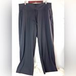 Athleta 2X Straight Leg Pocketed Athletic Pants in Black Photo 8