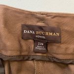 Dana Buchman NEW  women’s classic coral sands leopard‎ print belt capri pants 22W Photo 6