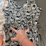 Tommy Bahama Shell We Dance Sleeveless
Jumpsuit. Size Small. Photo 15