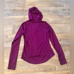 Jill Yoga Burgundy Hooded Jacket Photo 2