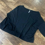 Fabletics Black long sleeve lightweight sweatshirt pullover athletic top Photo 1