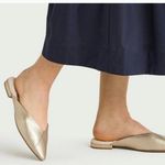 Birdies The Swan in Gold Leather Size 7.5 Photo 0