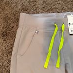 FIGS Zamora 2.0 Joggers Photo 2