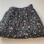 American Eagle Flowy Floral Shorts Size Medium Photo 2