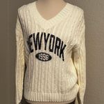 H&M Divided Women's Pullover Sweater Cream New York 1996 Cable Knit V-Neck Photo 2