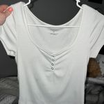 Arizona White Button Top Photo 0