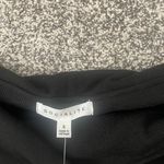 Socialite Off the shoulder sweater Photo 3