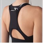 Lululemon  Final Lap Tank in Black Women’s Size 8 Photo 8