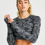 AYBL  Evolve Camo Seamless LS Crop Too Photo 0