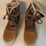 Sorel Boots Women’s size 7 Brown Plaid Warm Comfortable RARE HTF Photo 1