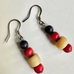 Red purple tan beaded earrings Photo 4