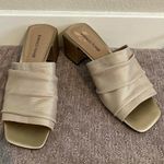 Donald Pliner Worn once  block heel sandals. Sz 9 Photo 0