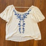 Blu Pepper Vintage Embroidered Top - Size Medium Photo 6