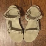 Teva  Sandals Photo 0