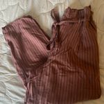 American Eagle π¦
Mauve and cream stripe, pants Photo 2