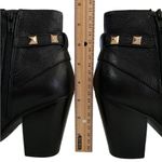 Guess  Fran Studded Black leather Ankle Boot Women’s Sz 9 Zip Up Photo 7