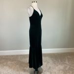 AQUA  Green Velvet Sleeveless V-Neck High-Low Midi Sheath Cocktail Dress Size 6 Photo 1