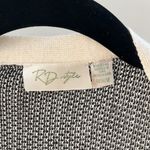 RD Style  open front sweater size Medium Photo 2